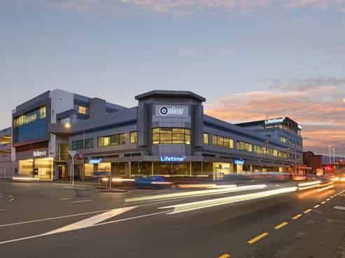 Panoramic views - executive office opportunity