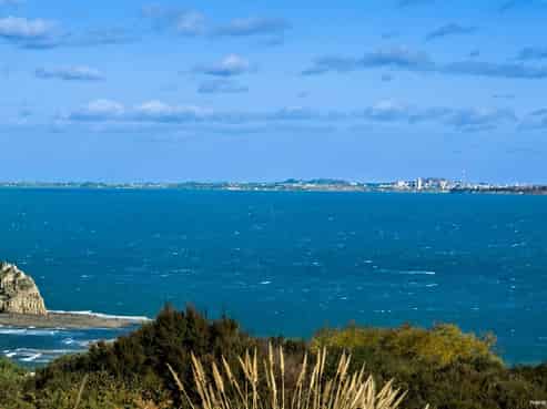 26 Beauvoir Avenue, Matakatia