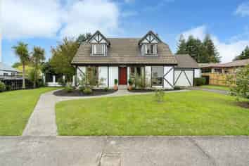 13 Sandford Place, Chartwell