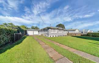 94 South Road, Manaia