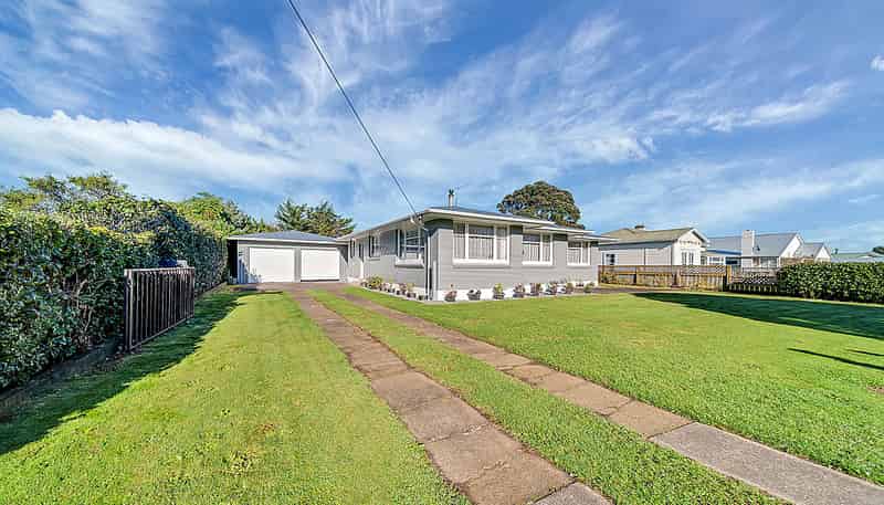 94 South Road, Manaia