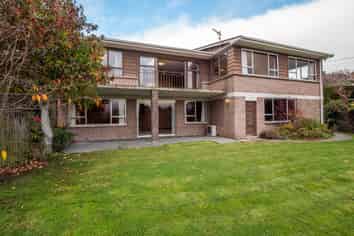 50 Glendevon Place, Vauxhall