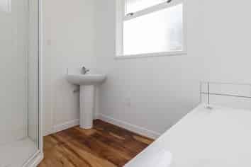 12 Barnett Place, Pirimai