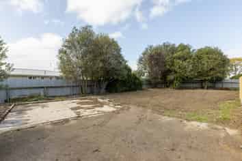 12A Barnett Place, Pirimai