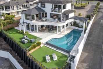 174 Clovelly Road, Bucklands Beach