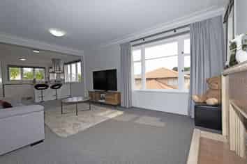 10 Blacklock Avenue, Henderson