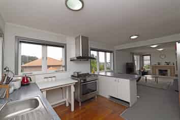 10 Blacklock Avenue, Henderson