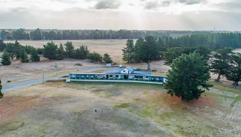 600 Mcleans Island Road, Harewood