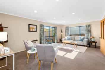 13 Nether Green Crescent, Johnsonville