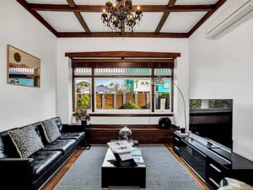 103 Point Chevalier Road, Point Chevalier