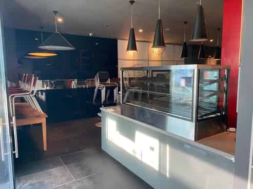 Kitchen plant in situ