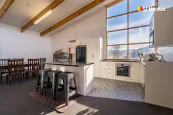 34 Mulford Street, Concord