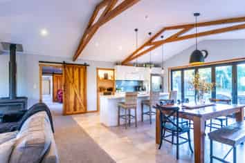 11 Riverpark Drive, Kuratau