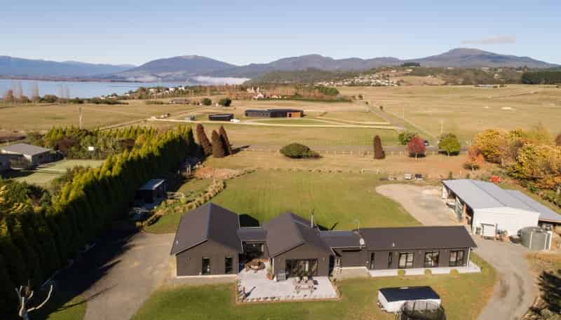 11 Riverpark Drive, Kuratau