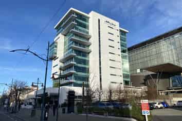 Two Consecutive Floors with Exquisite Views