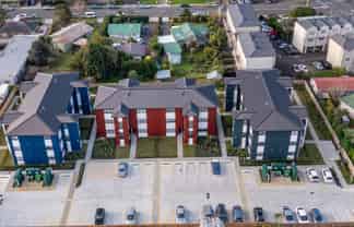 57 Henderson Valley Road, Henderson