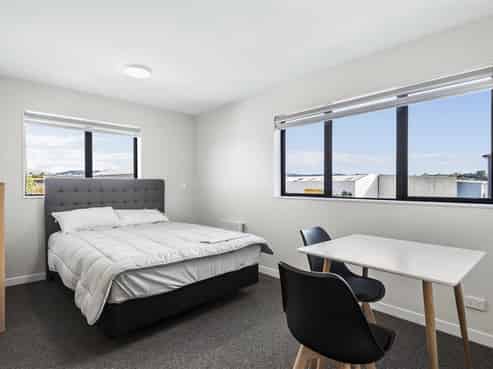 57 Henderson Valley Road, Henderson