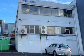 GREENLANE - 309M² RESTAURANT