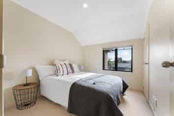 9 Saybrook Place, Mangere