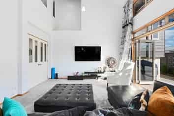 299 Oceanbeach Road, Mount Maunganui