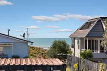 299 Oceanbeach Road, Mount Maunganui