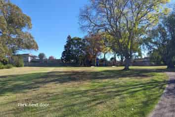 3 Mirrabooka Avenue, Botany Downs