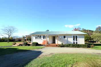 Nelson & Bays - Address withheld