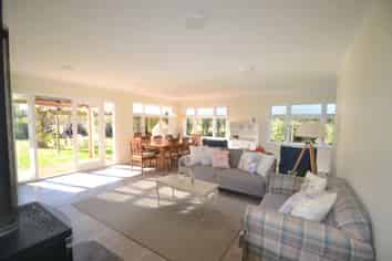 Nelson & Bays - Address withheld