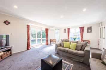 10 Autumn Place, Redwood