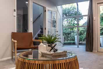 18 Kimberley Way, Khandallah