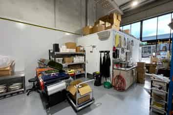 For Sale - Quality modern Industrial unit
