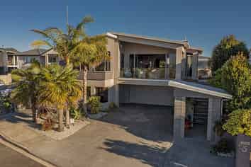 114 Te Pamahue Drive, Whangamata