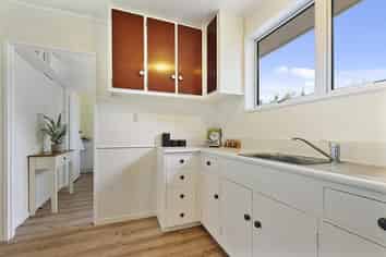 20B Pegasus Drive, Westbrook