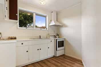 20B Pegasus Drive, Westbrook