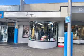 Scale Down your Business to this Taradale Hotspot