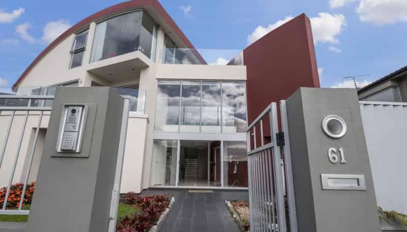 61 Compass Point Way, Half Moon Bay