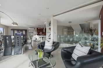 61 Compass Point Way, Half Moon Bay