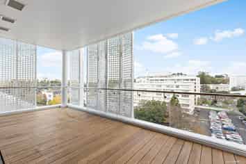 501/223A Green Lane West, Epsom