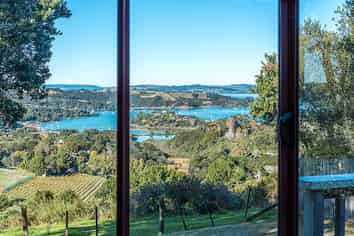 33 Junction Road, Oneroa