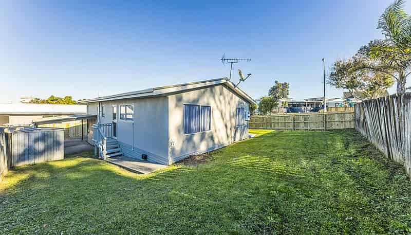 1/136 Shifnal Drive, Randwick Park