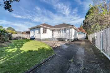3 Robbins Crescent, Hawera