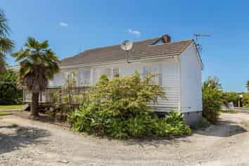 155 Mokoia Road, Birkenhead