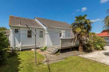 155 Mokoia Road, Birkenhead