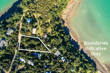 8 Wallingford Avenue, Waiheke Island