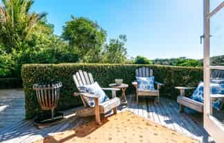 38 Hill Road, Palm Beach