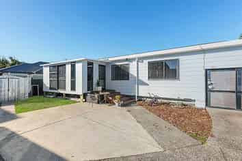 2/32 Buckland Road, Mangere East