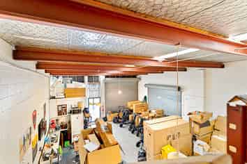 Ideal Industrial Unit - Henderson