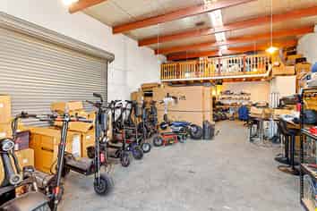 Ideal Industrial Unit - Henderson