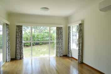 86 Valley Road, Mount Eden