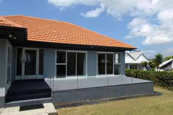 86 Valley Road, Mount Eden